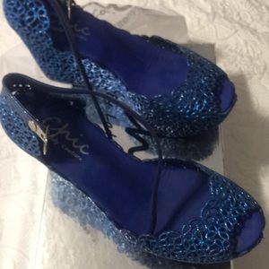 Jelly wedges beautiful and comfortable